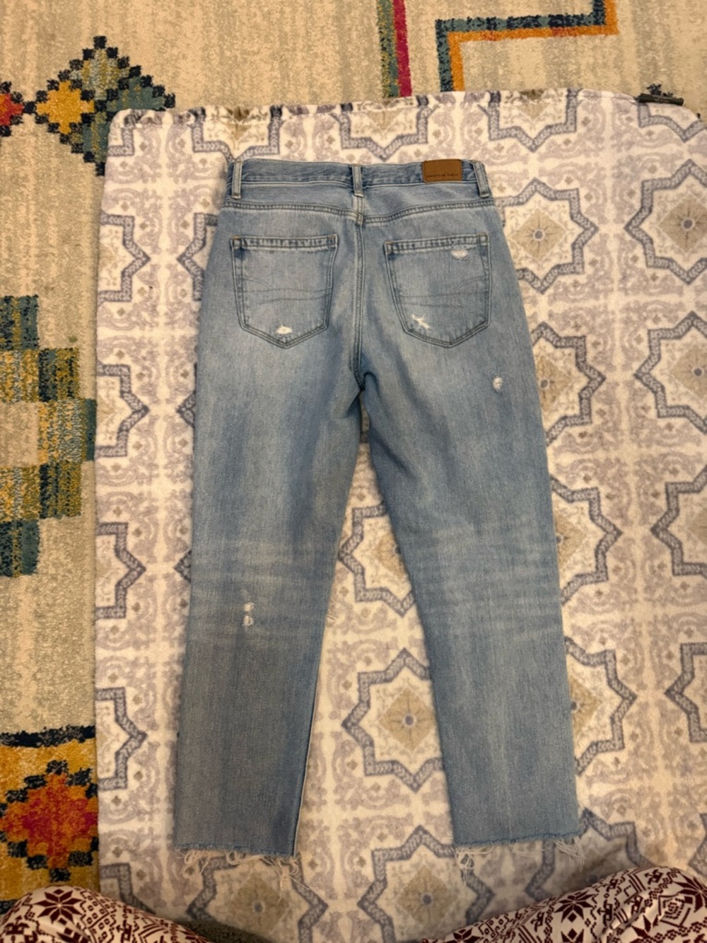 American Eagle Distressed Women’s Mom Jeans - Size 2 - Picture 2 of 4